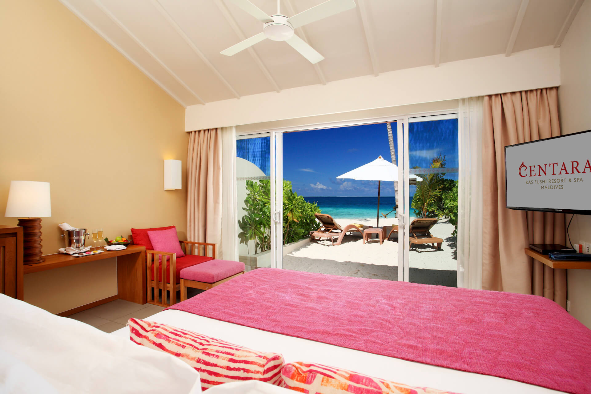 Centara ras Fushi Resort Spa