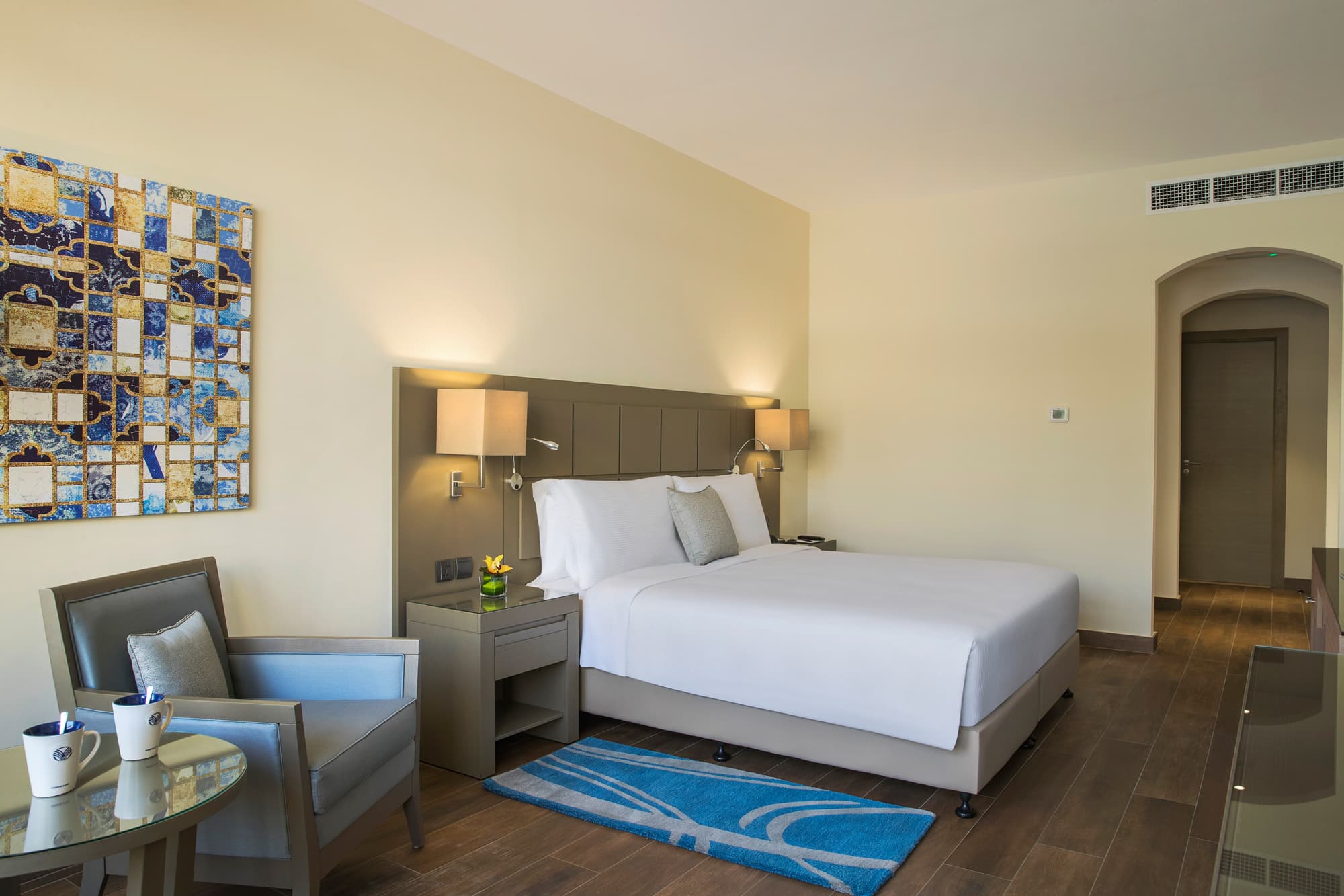Отель the cove rotana resort