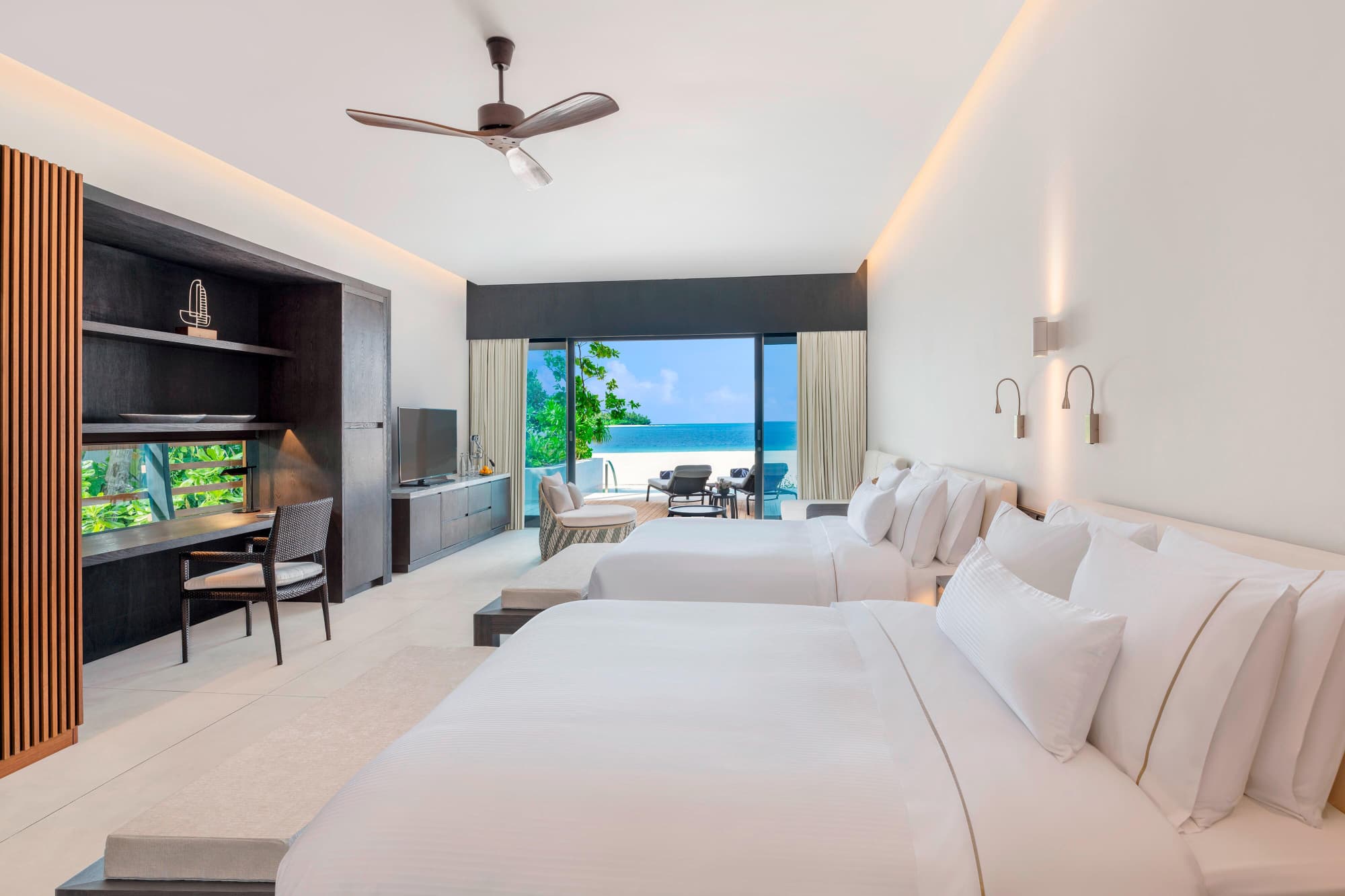 Westin Maldives Miriandhoo Resort