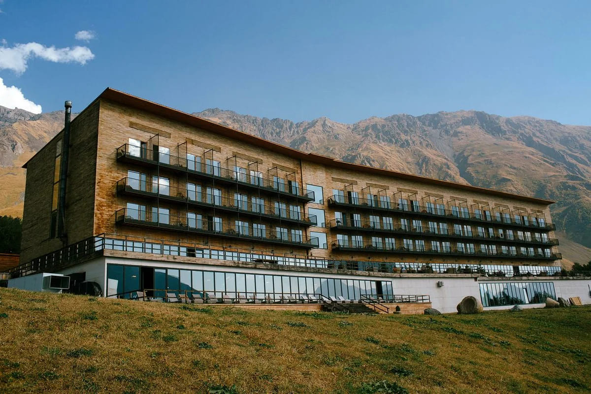 Rooms Hotel Kazbegi Гергети