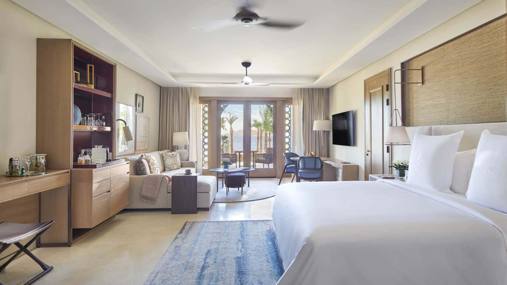 Four Seasons Р•РіРёРїРµС‚